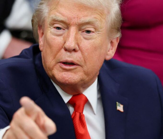 Trump ameaça com tarifas quem não apoiar a compra da Groenlândia