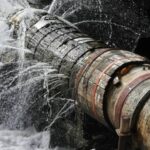 vazamento, cano quebrado, água