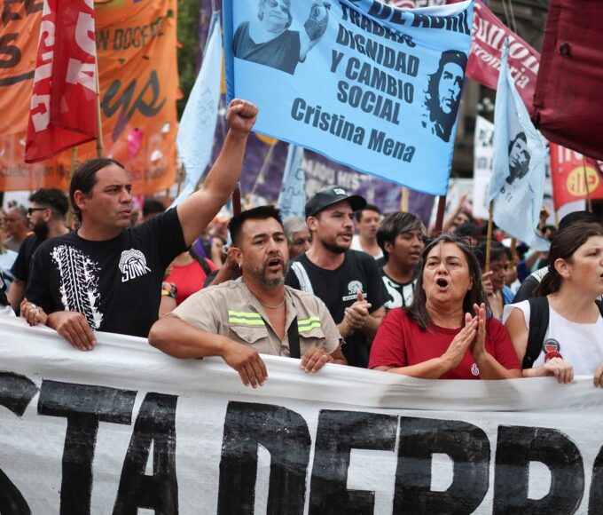 Argentina: mesmo com greve, reforma trabalhista é aprovada na Câmara