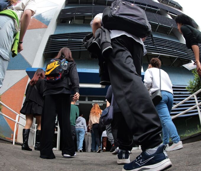 Pré-selecionados têm até fim da noite para completar cadastro no Fies