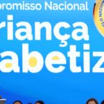 Brasil atinge meta com 66% das crianças alfabetizadas em idade certa