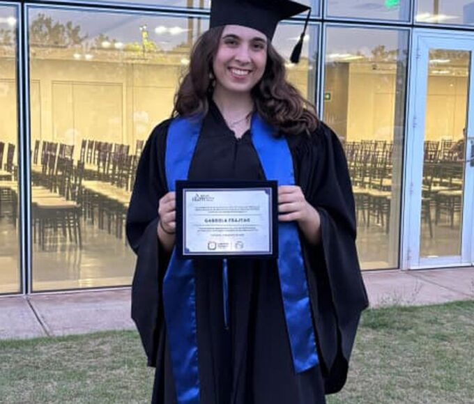 Brasileira vence concurso internacional de biologia quântica