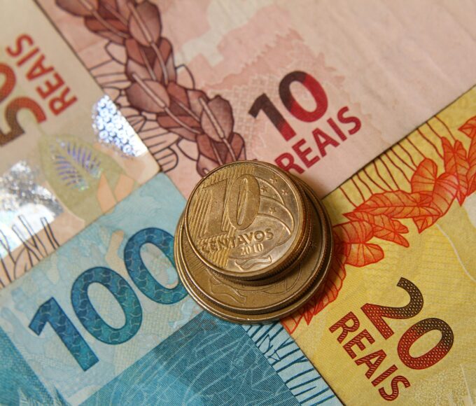 dinheiro, real, economia - ocde