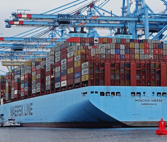 Empresa suspende aceitação de reservas de cargas para sete países do Oriente Médio