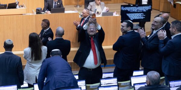 Israel quer ocupar parte do sul do Líbano e demolir casas na região