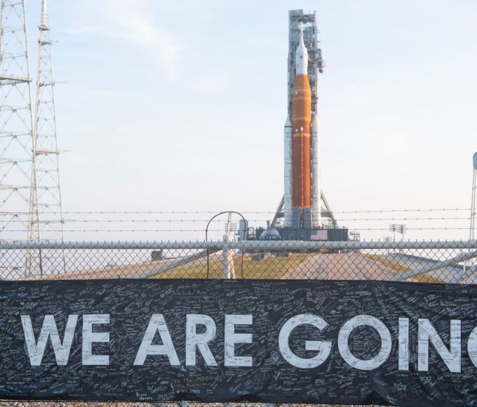 Nasa marca lançamento da missão Artemis II para abril