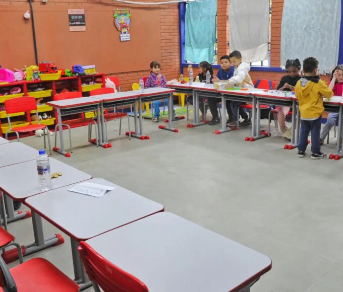 Para especialistas, alfabetização na idade correta é marco para o país