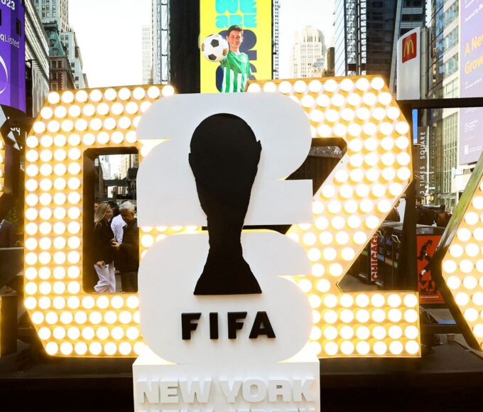 Na França, líderes debatem desigualdade e segurança global