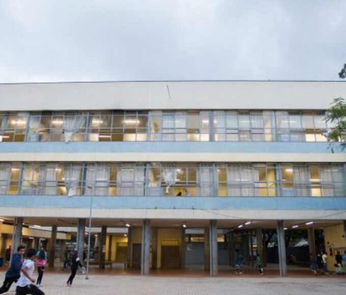 Professores do estado de SP finalizam greve, mas mantêm mobilização