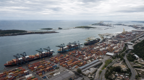 Comissão debate financiamento do túnel Santos-Guarujá com ministro