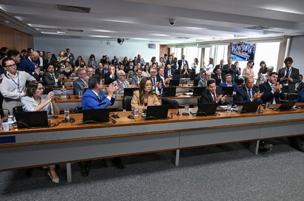 Senado da CAE