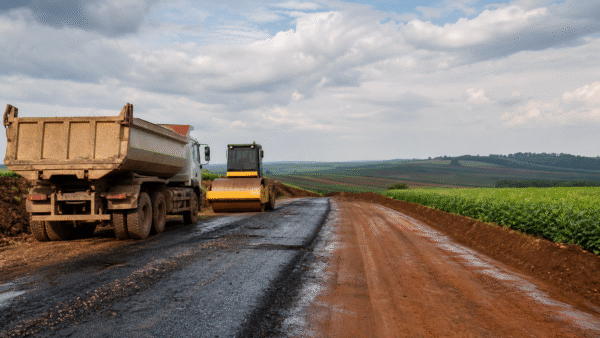 Paraná anuncia R$ 114,8 milhões para obras em Dois Vizinhos e inclui estradas rurais