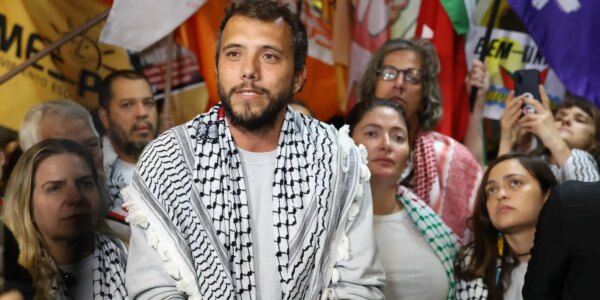 Thiago Ávila e Saif Abu Keshek podem deixar Israel nos próximos dias