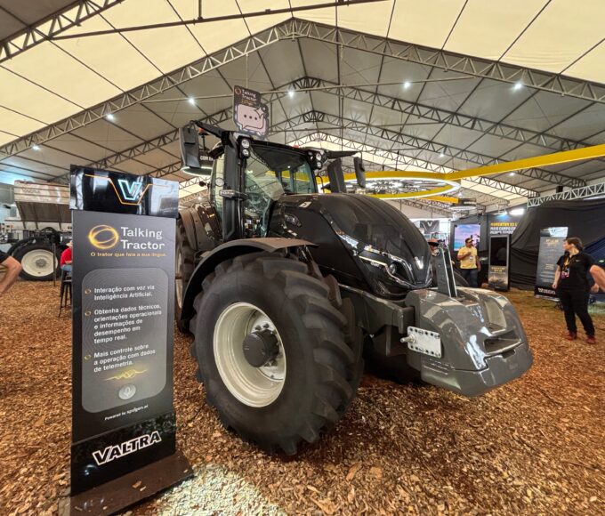 Trator Falante Valtra
