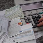 calculando impostos e dívidas