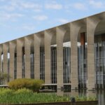 Itamaraty contesta decisão dos EUA de taxar importações do Brasil