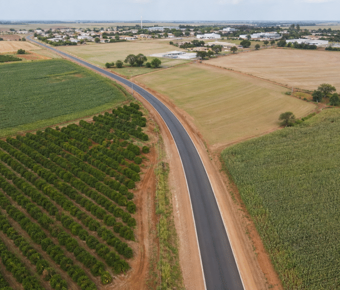 Paraná confirma R$ 565,6 milhões para obras em 11 municípios