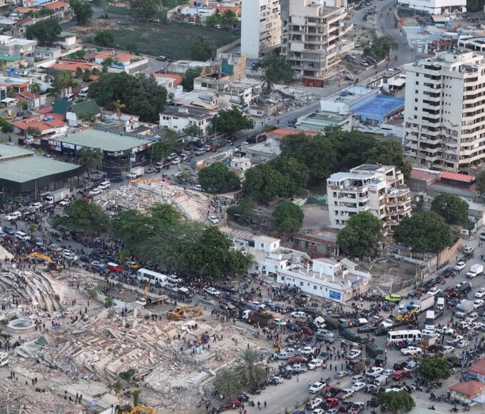 Resgates emocionam após terremotos na Venezuela