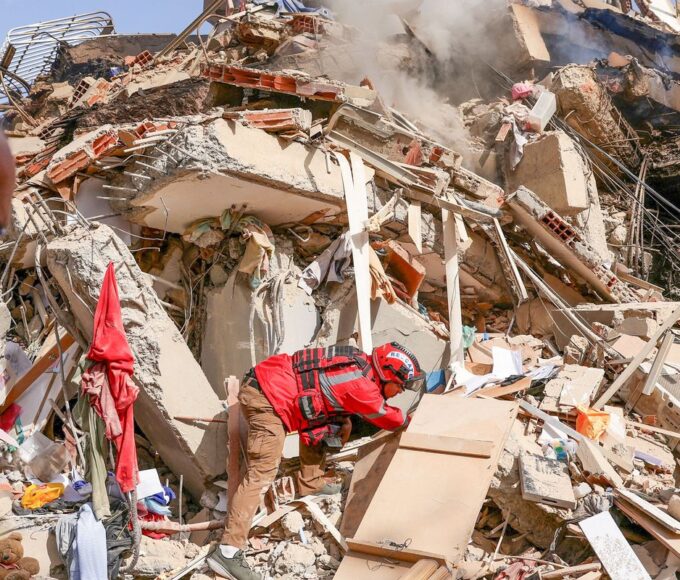 Venezuela registra mortes e milhares de desaparecidos após terremotos