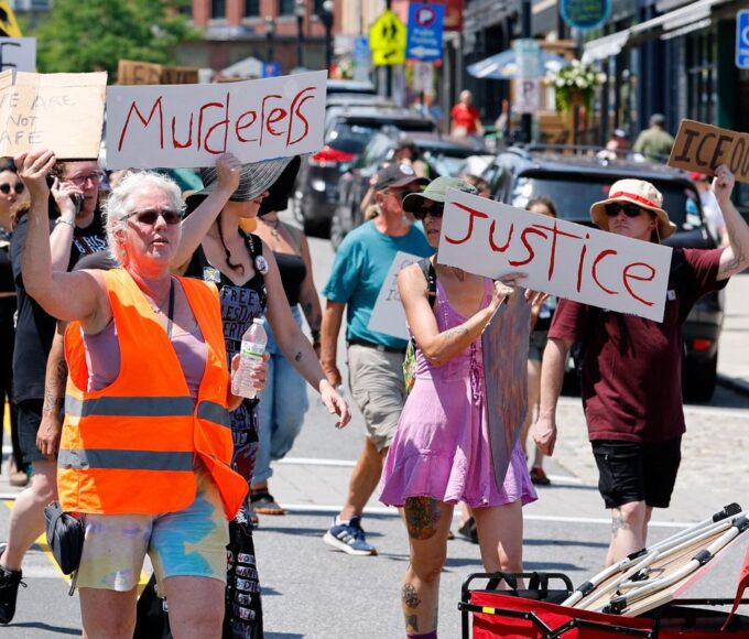 ICE suspende abordagens em carros após morte de imigrante no Maine