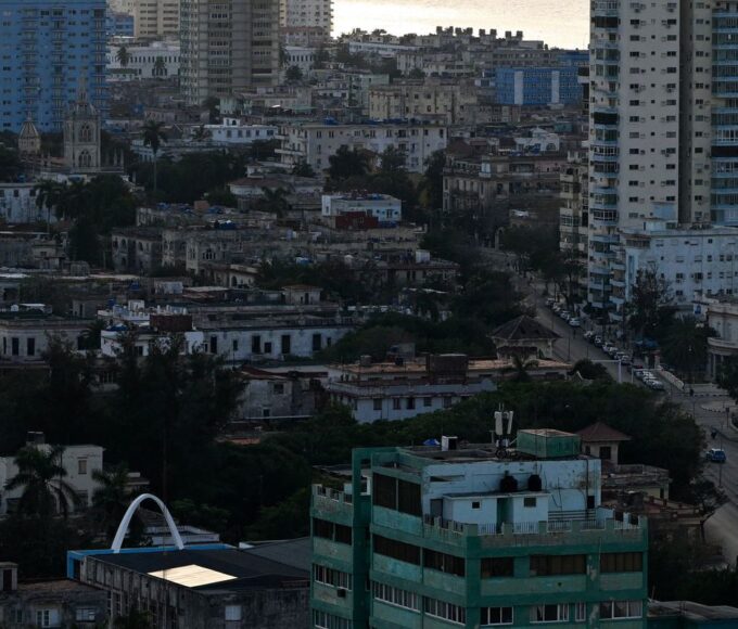 Parte de Havana retoma energia elétrica após novo grande apagão